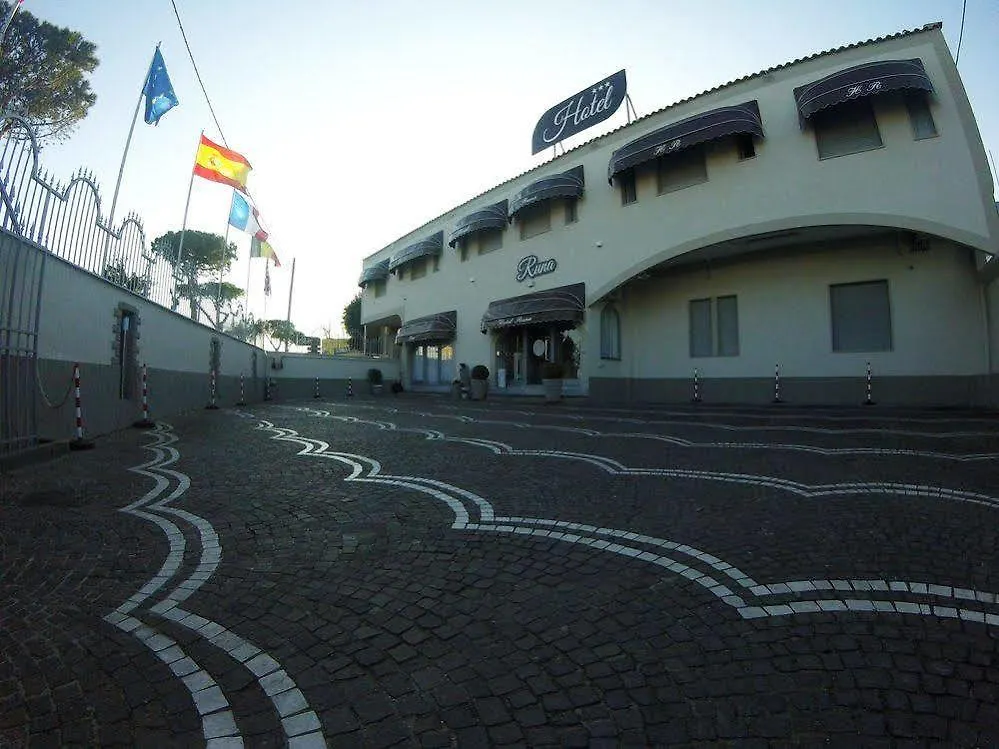 ***  Runa Hotel Mugnano di Napoli イタリア