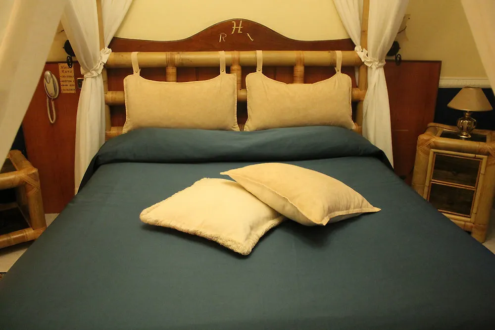 Runa Hotel Mugnano di Napoli イタリア